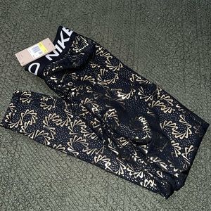 Nike leggings, Size S